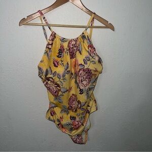 Jantzen Pretty Pineapple Yellow Floral Rose One Piece Swimsuit Size 16.